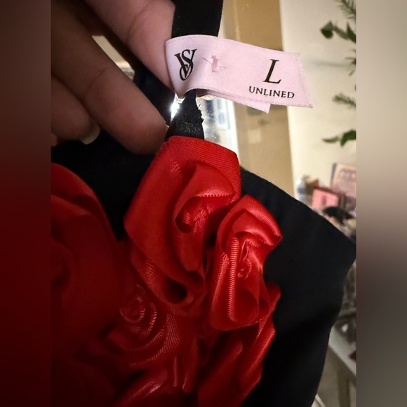 Victoria’s Secret Archives Rosette Corset Top - Picture 7 of 9